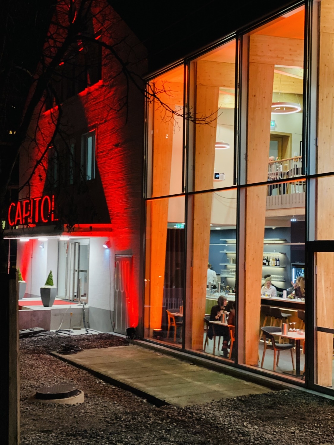 Restaurant leads the way – “The New Capitol”: the first key component of the cinema hotel is complete
